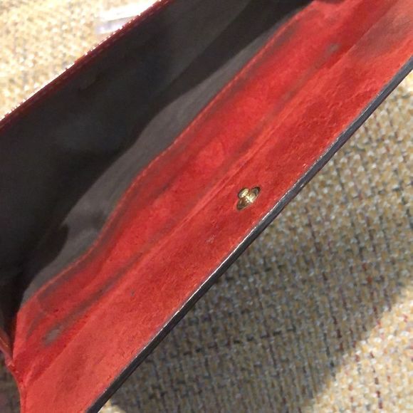 GUCCI GUCCISSMA Wine Patent Leather Continental Bifold Wallet Gold Heart Lock - Picture 9 of 17